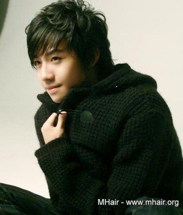 Selina为俞灏明庆生遭质疑 男士如何控油