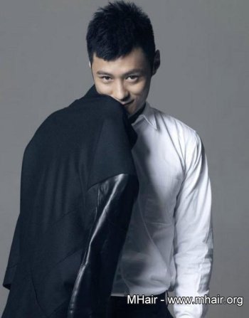  �E��乐�E�k黄晓�� 两�j���k护肤�jPK 